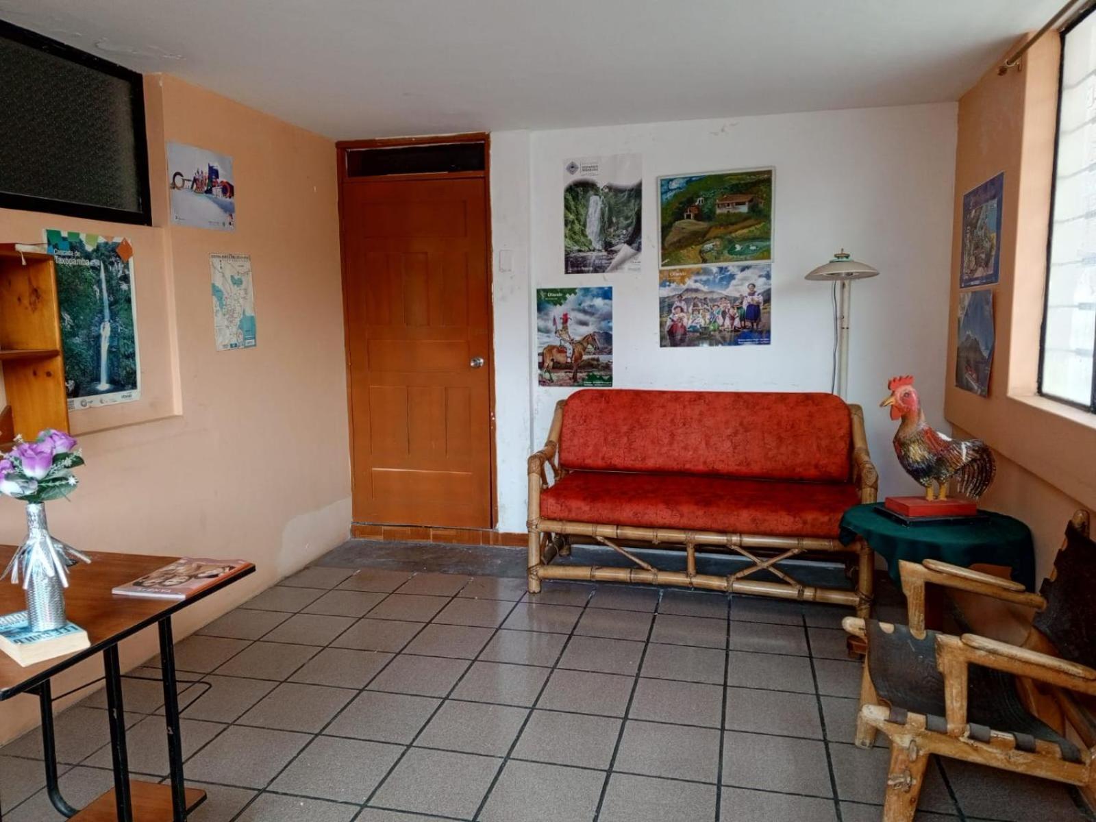 Hostal Rincon Del Turista Отавало Екстериор снимка